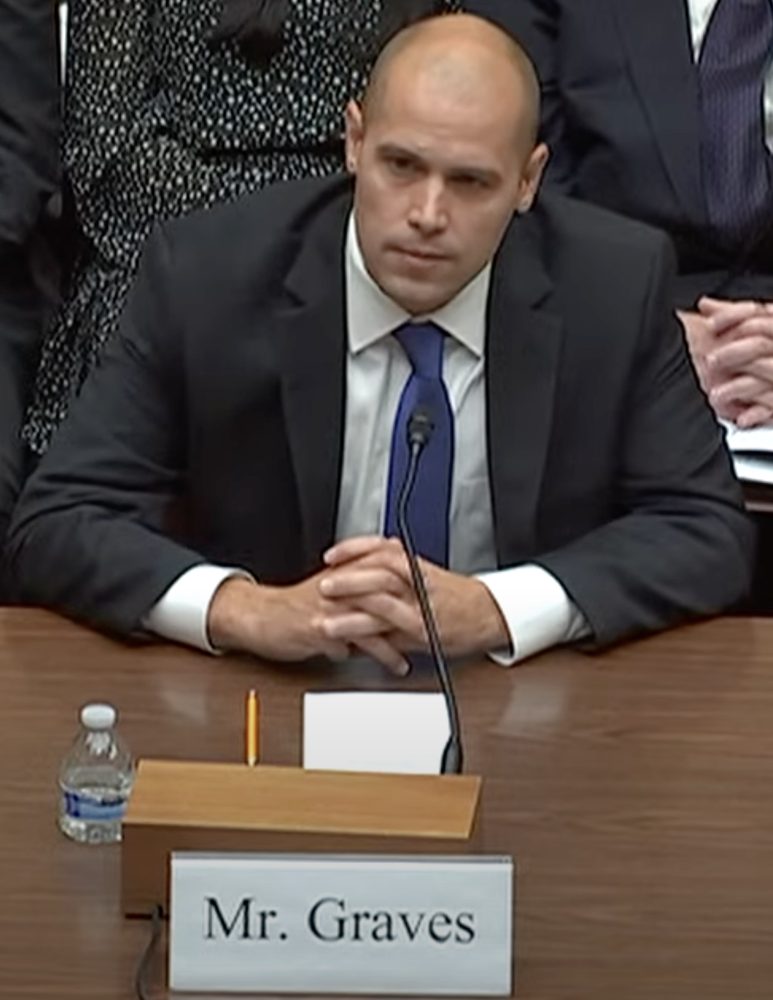 Ryan Graves 26 July 2023.png — Public domain / U.S. House Committee on National Security, the Border, and Foreign Affairs Ryan Graves 26 July 2023.png — Public domain / U.S. House Committee on National Security, the Border, and Foreign Affairs